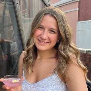 Meet your Posher, Catherine